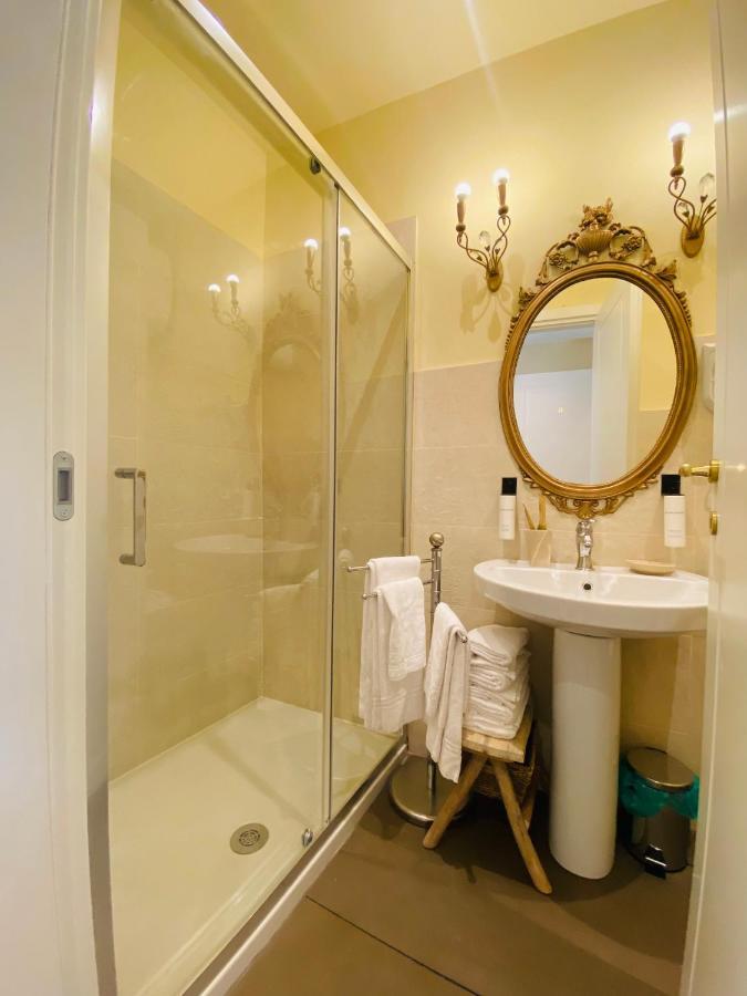 Palazzo Lari Sarzana Hotel Luaran gambar