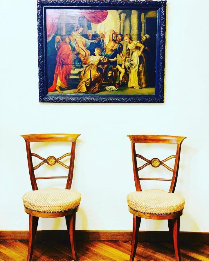 Palazzo Lari Sarzana Hotel Luaran gambar