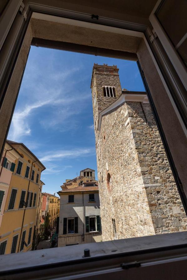 Palazzo Lari Sarzana Hotel Luaran gambar