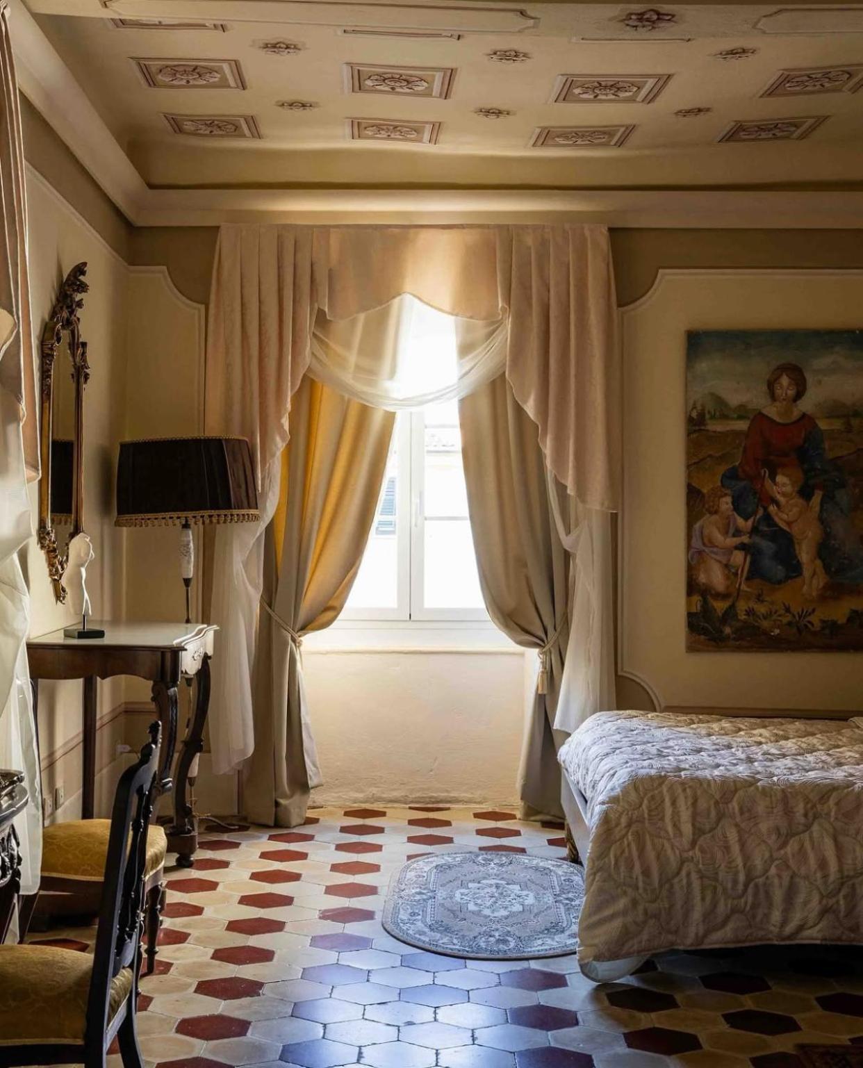 Palazzo Lari Sarzana Hotel Luaran gambar